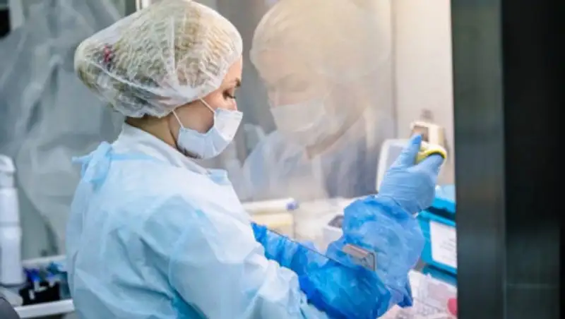 С начала августа пневмонией с признаками КВИ заболели 21 264 казахстанца