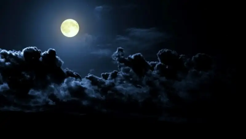 Неразгаданная тайна Луны: Что увидели астронавты и почему свернули проект колонизации