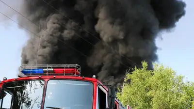 Крупный пожар произошел в Костанайской области, фото - Новости Zakon.kz от 25.04.2023 14:33