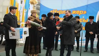 Пресс-служба акима Жамбылской области, фото - Новости Zakon.kz от 15.12.2017 17:59