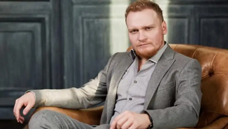 Ведущий "Битвы экстрасенсов" ответил на обвинение в постановках