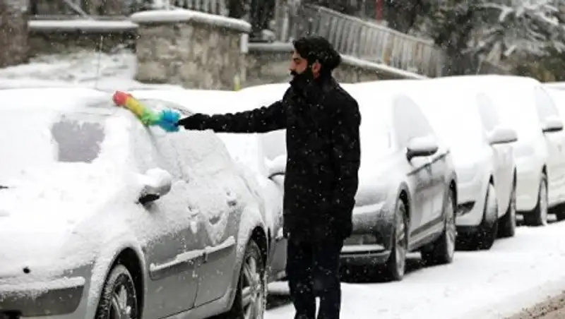 В Турции в разгар туристического сезона выпал снег