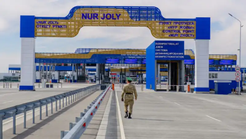 Введены новые ограничения на въезд в Казахстан