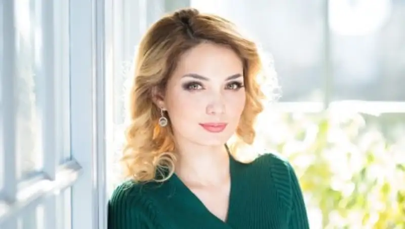 Порно лесбиянка қыздар Әкесінің қызын көргендегі секс видеосы