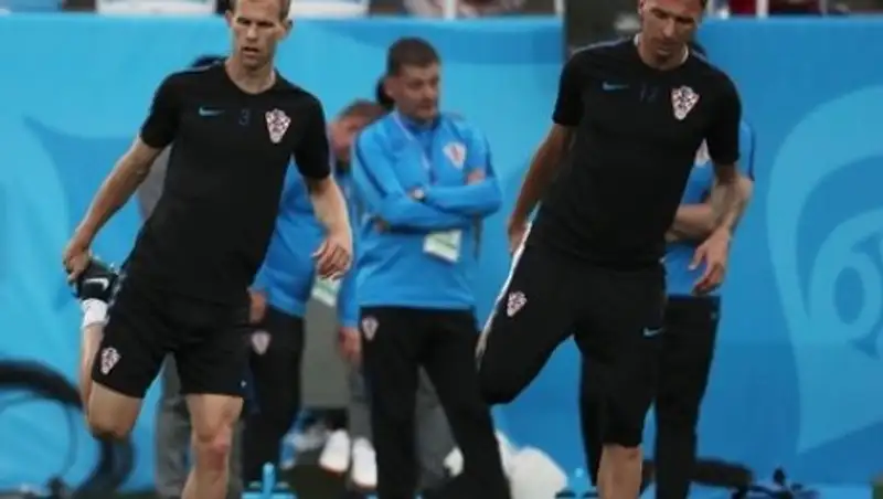 Два игрока сборной Хорватии обратились в больницу после матча с Россией