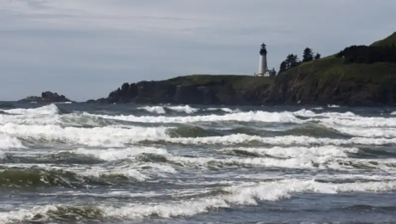 Повторная волна цунами высотой 70 см достигла северо-восточного побережья Японии