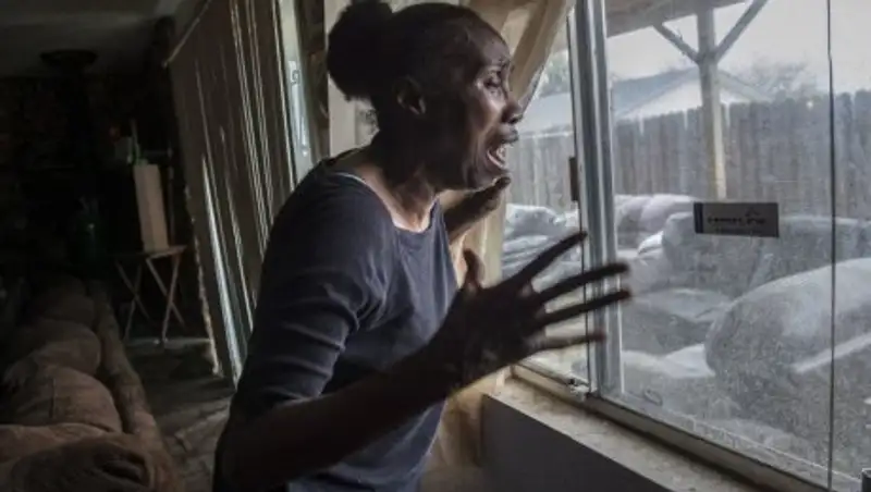 В США полицейские убили афроамериканца, приняв телефон в его руке за пистолет