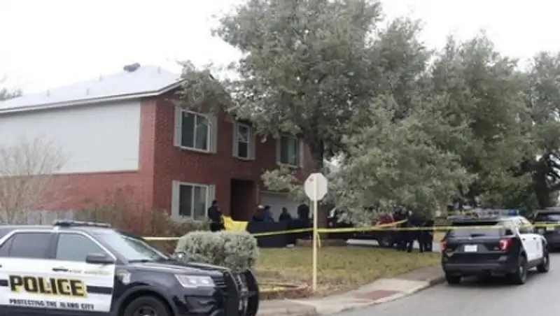 Подросток в США расстрелял в школе детей