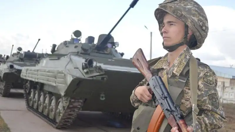 Военнослужащий срочной службы получил госнаграду за участие в ликвидации пожара