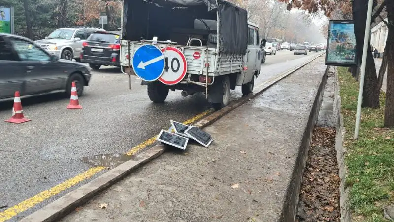 Ситуацию со снятыми таймерами на светофорах в Алматы разъяснили в полиции