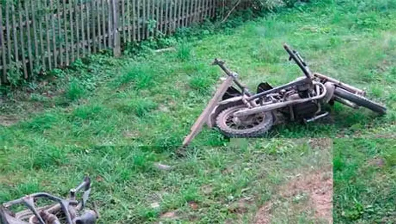 В Костанайской области мотоциклист не выжил после лобового столкновения с ВАЗ-2109