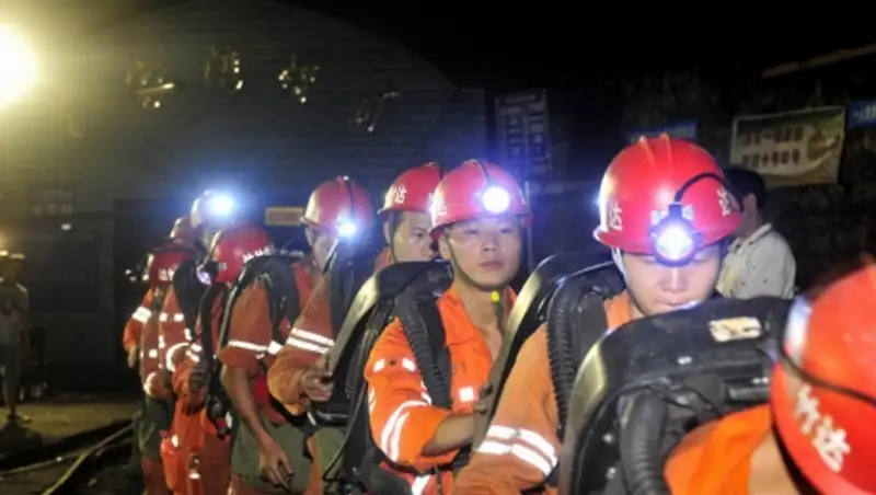 В Китае затопило шахту, в забоях заблокированы 24 человека