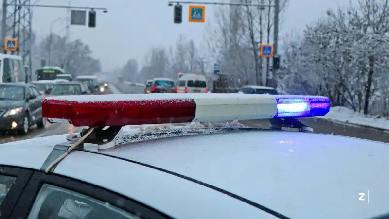 Девятилетний ребенок попал под автобус в Уральске