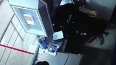 кадр из видео, фото - Новости Zakon.kz от 28.04.2020 10:23