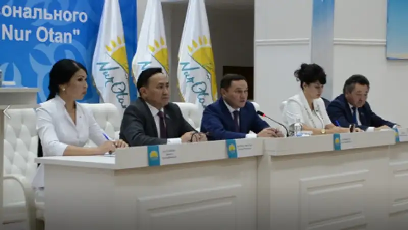 Партийную перезагрузку обсудили в Акмолинском областном филиале Nur Otan