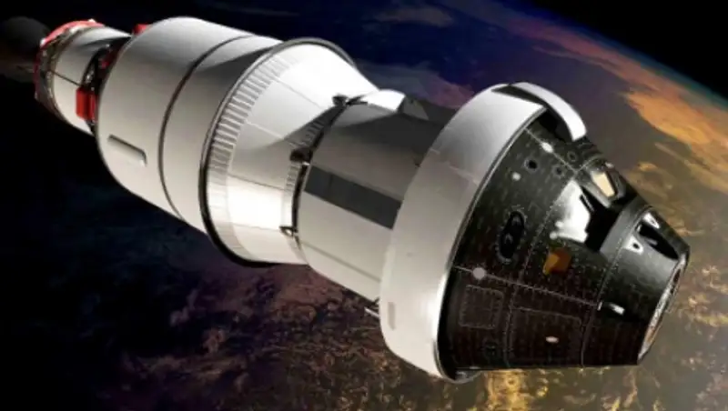 Космический корабль Orion вышел на околоземную орбиту