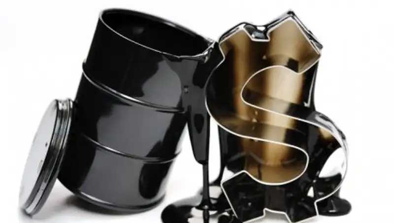 Цена на нефть Brent превысила $50 за баррель впервые с 5 июля