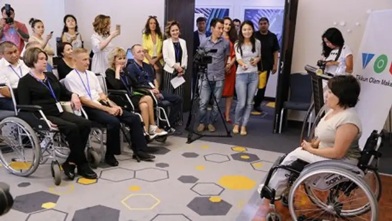 Изобретение казахстанских студентов возвращает способность ходить