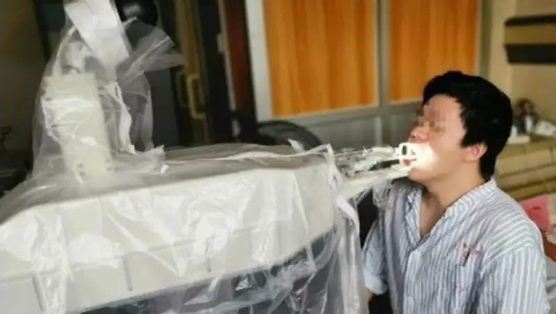 В Китае создали робота для диагностики коронавируса