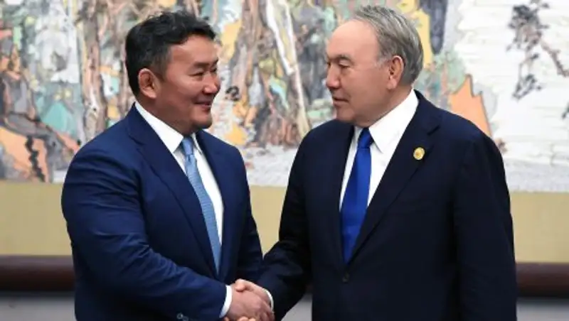 Президент Монголии рассказал Назарбаеву о планах построить новый город