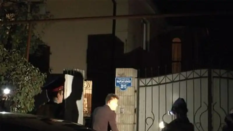 Совершено вооруженное нападение на жилой дом в Алматы