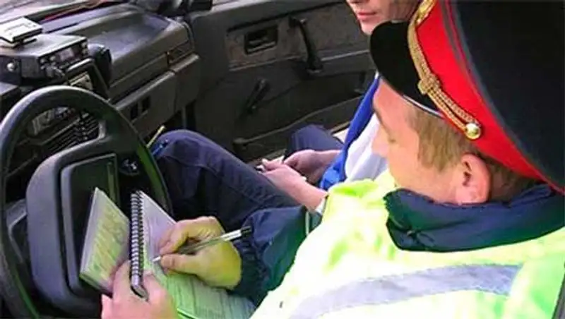 В нескольких областях страны выявили 134 водителя, управлявших авто после лишения прав