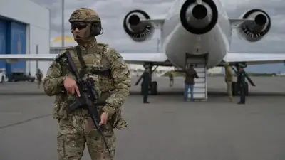 Членов ОПГ Коспаева этапировали в Казахстан, фото - Новости Zakon.kz от 06.09.2023 17:34