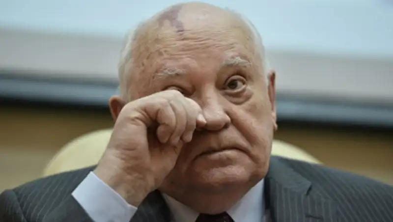 Горбачев заявил, что не снимает с себя ответственности за распад СССР
