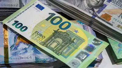 курсы валют, фото - Новости Zakon.kz от 22.12.2022 11:12