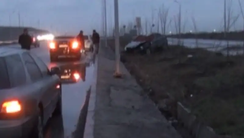 Виновник аварии сбежал с места ДТП в Алматы