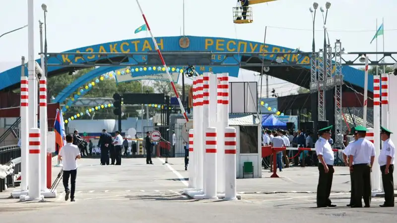 Токаев ратифицировал Соглашение о режиме казахстанско-туркменской государственной границы