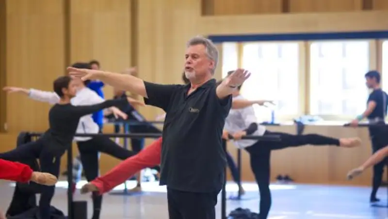 Мастер-класс известного балетмейстера проходит в "Астана Опера"