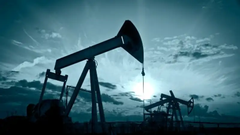 Саудовская Аравия обвалила цены на нефть