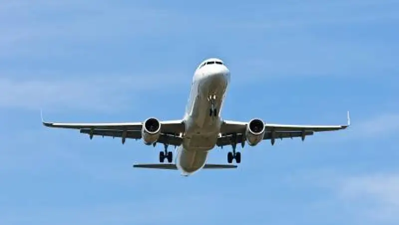 Три самолета приземлились на запасных аэродромах из-за ветра