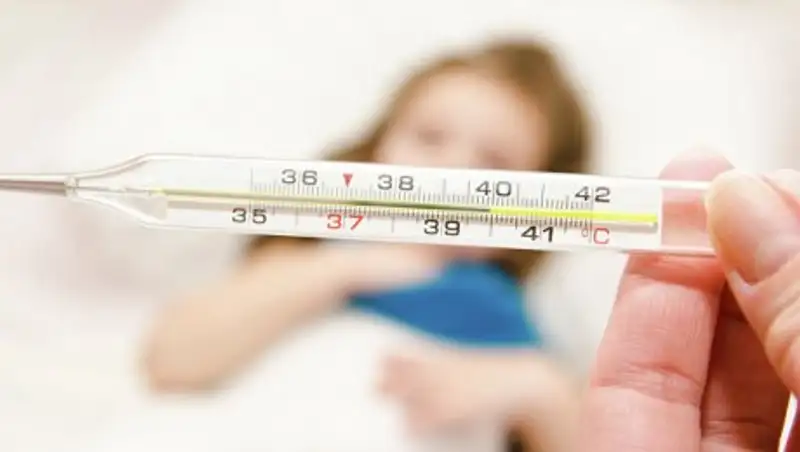 Одинокие люди сильнее страдают от простуды