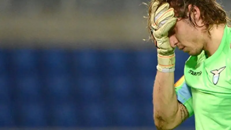 Итальянский вратарь повредил бедро во время празднования гола