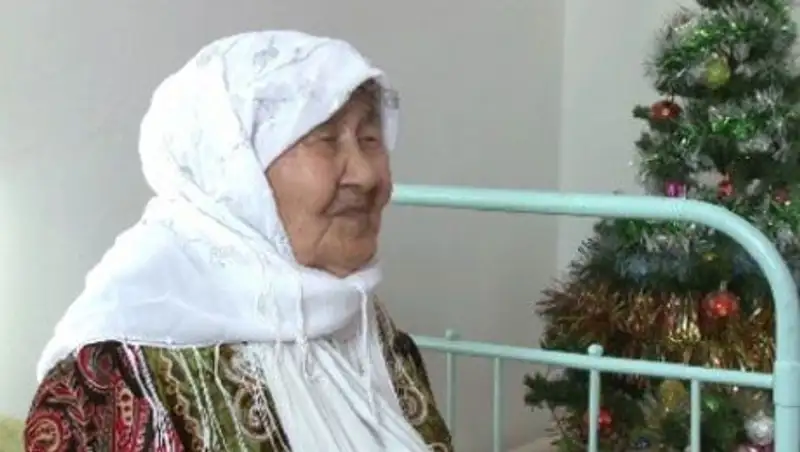 В Кызылорде столетний рубеж преодолели 5 долгожителей