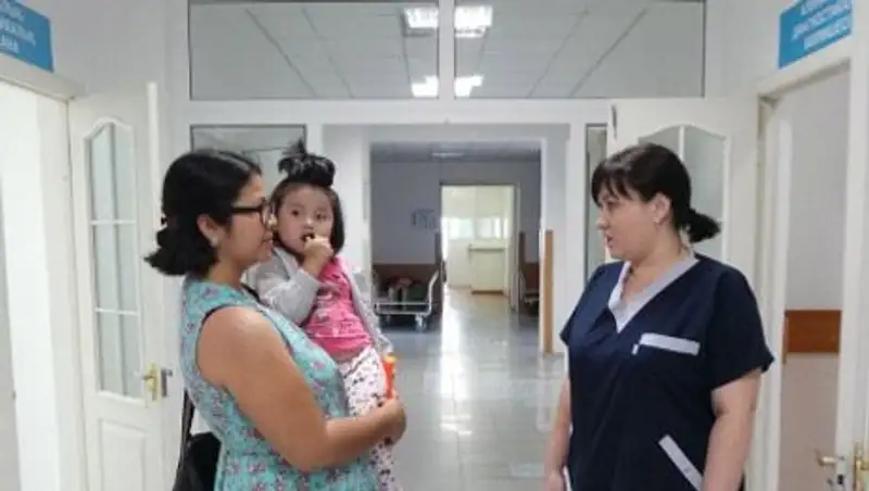 В Мангистауской детской больнице отказались помочь двухлетнему ребенку