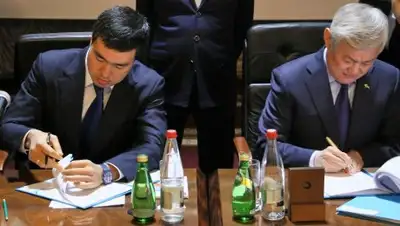 Пресс-служба акима Актюбинской области, фото - Новости Zakon.kz от 03.03.2018 16:37