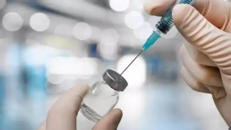 Главный санврач внес изменения в постановление о сроках вакцинации