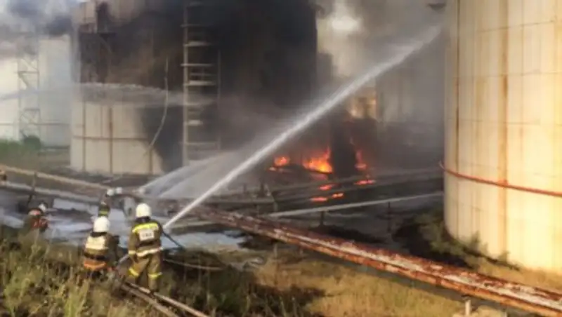 Семье рабочего, погибшего на нефтебазе Шымкента, выплатят компенсацию