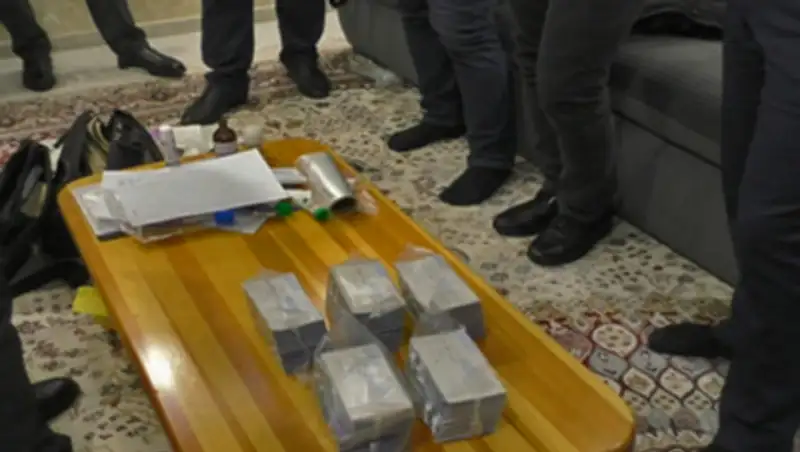 Прокуроры вымогали 50 млн тенге у предпринимателя