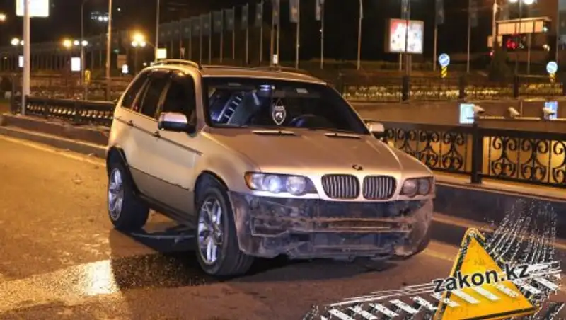 В Алматы пассажир разбитого в нескольких ДТП BMW Х5 провоцировал драку