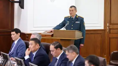 Новый министр по ЧС принес присягу, фото - Новости Zakon.kz от 19.06.2023 15:15
