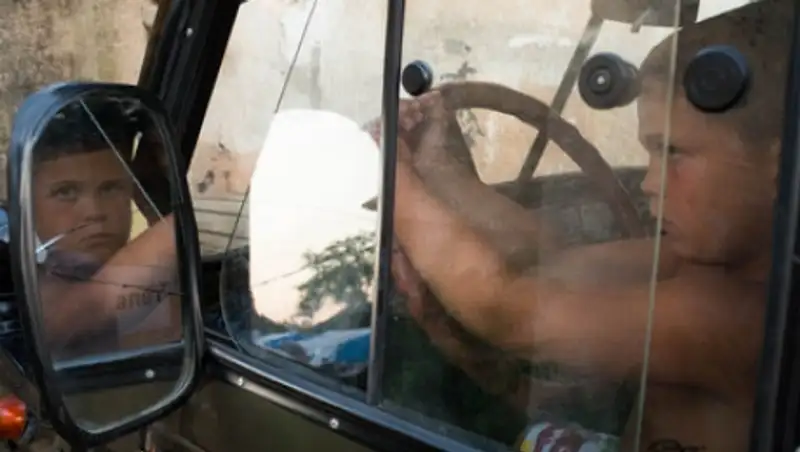 В Госдуме РФ предложили пускать за руль 16-летних россиян