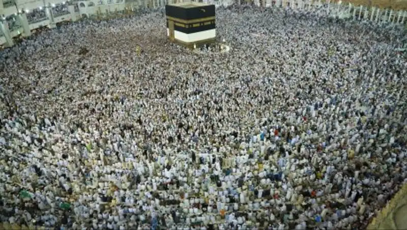 Казахстанские паломники совершают умру – малый хадж