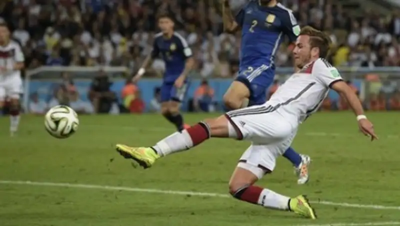 Бутсу Марио Гетце с финала ЧМ-2014 продали за два миллиона евро