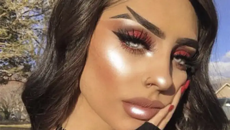 Будь в тренде: рыбий хвост вместо брови