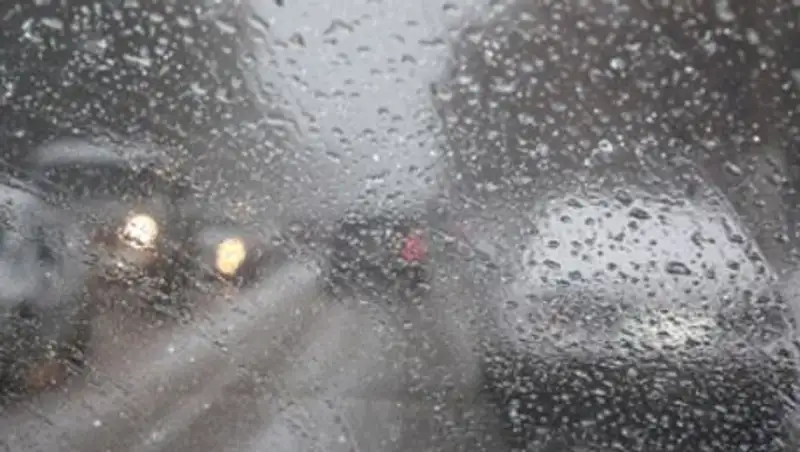 В Петропавловске идет снег