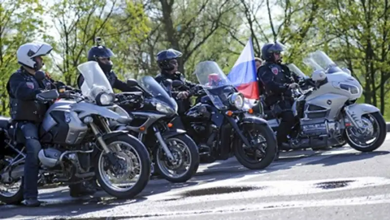 Российских байкеров задержали в аэропорту Берлина